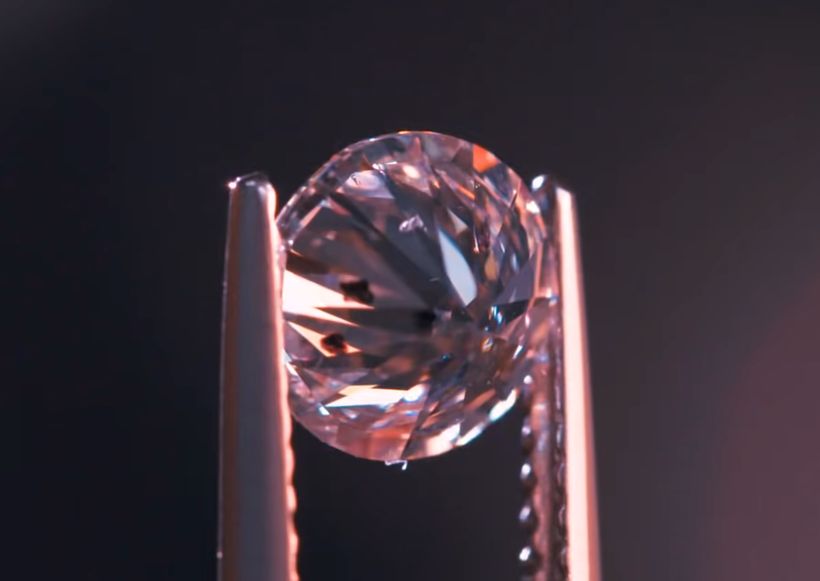 Difference Between a Crystal and a Diamond