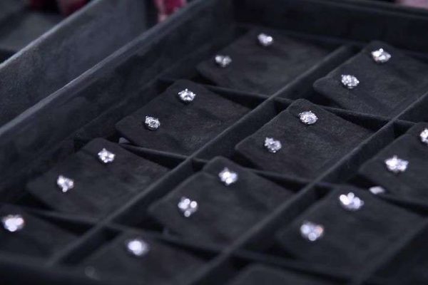 What Size Diamond Stud Earrings Are Too Big?