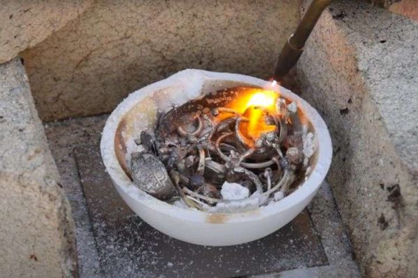 What Temperature Does Silver Melt at?