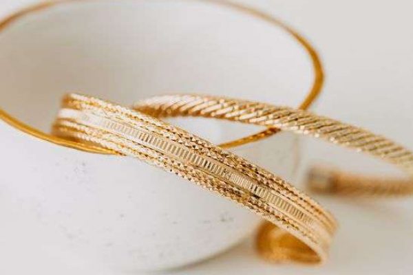How to Restore Gold Plated Jewelry at Home?